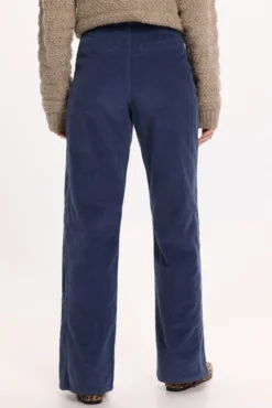 Pantalón ancho de micropana
