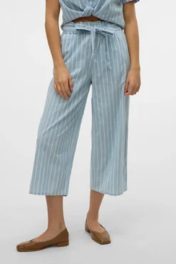 Pantalón ancho de rayas