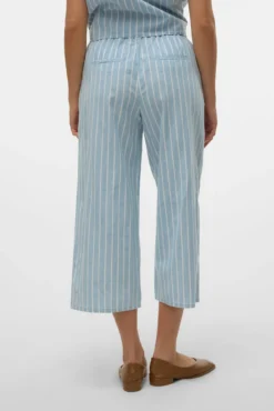 Pantalón ancho de rayas