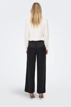 Pantalón ancho satinado