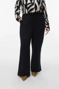 Pantalón ancho talla grande