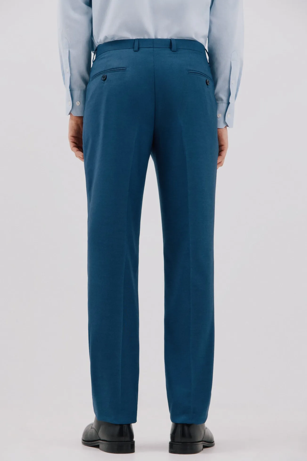 Pantalón azul slim fit