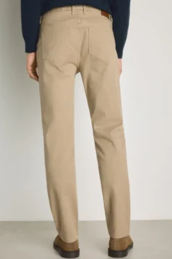 Pantalón 5 bolsillos color