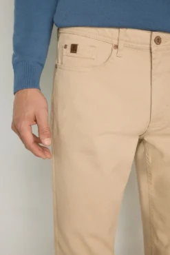 Pantalón 5 bolsillos color