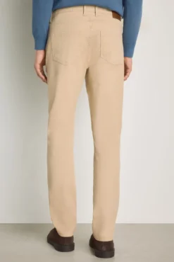Pantalón 5 bolsillos color