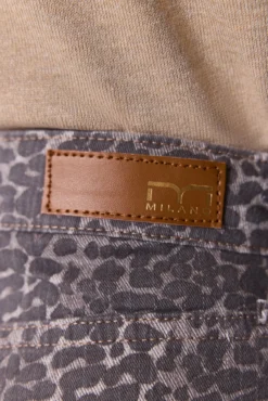 Pantalón 5 bolsillos leopardo