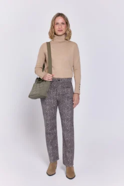 Pantalón 5 bolsillos leopardo
