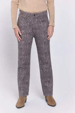 Pantalón 5 bolsillos leopardo