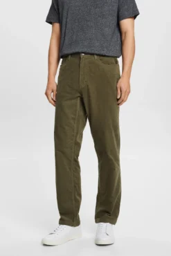 Pantalón básico slim fit