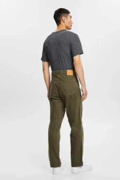 Pantalón básico slim fit