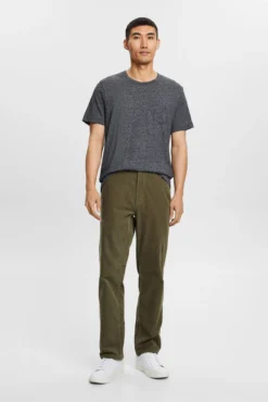 Pantalón básico slim fit