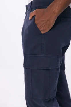Pantalón cargo
