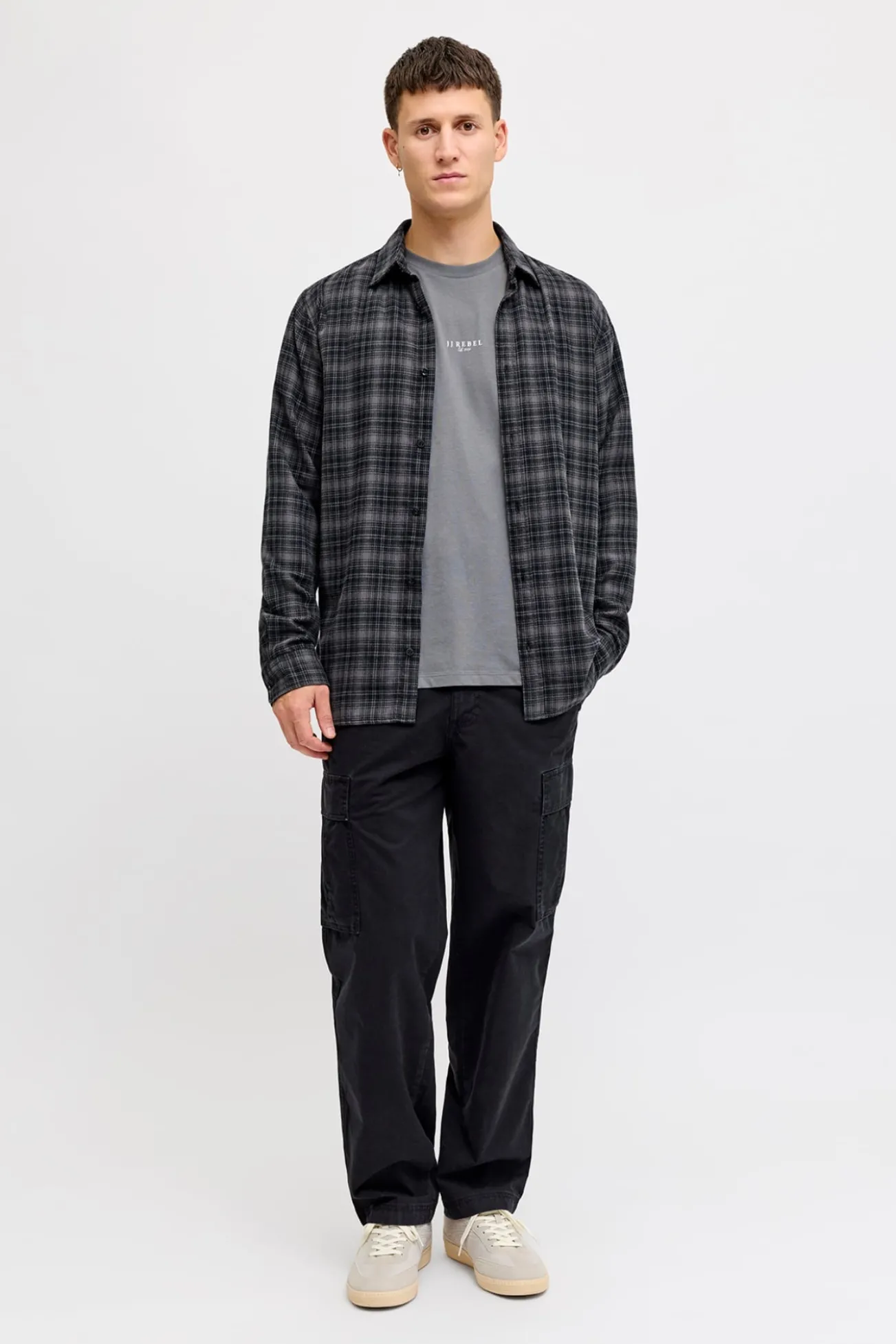 Pantalón cargo algodón tiro medio