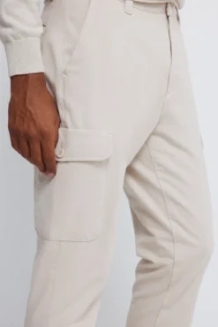 Pantalón cargo comfort fit