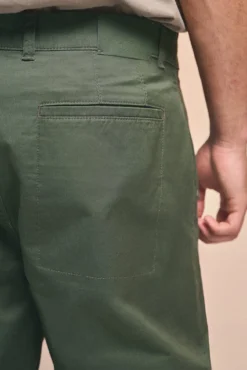 Pantalón cargo confort slim fit