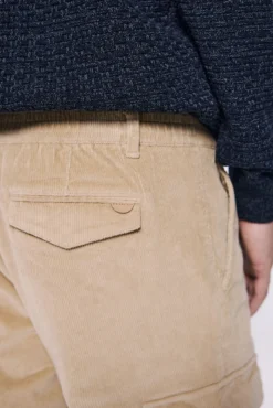 Pantalón cargo pana slim fit