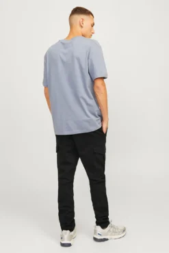 Pantalón cargo slim fit