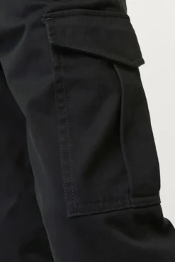 Pantalón cargo slim fit