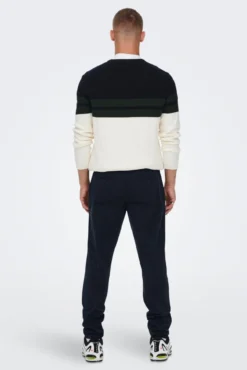 Pantalón chino casual