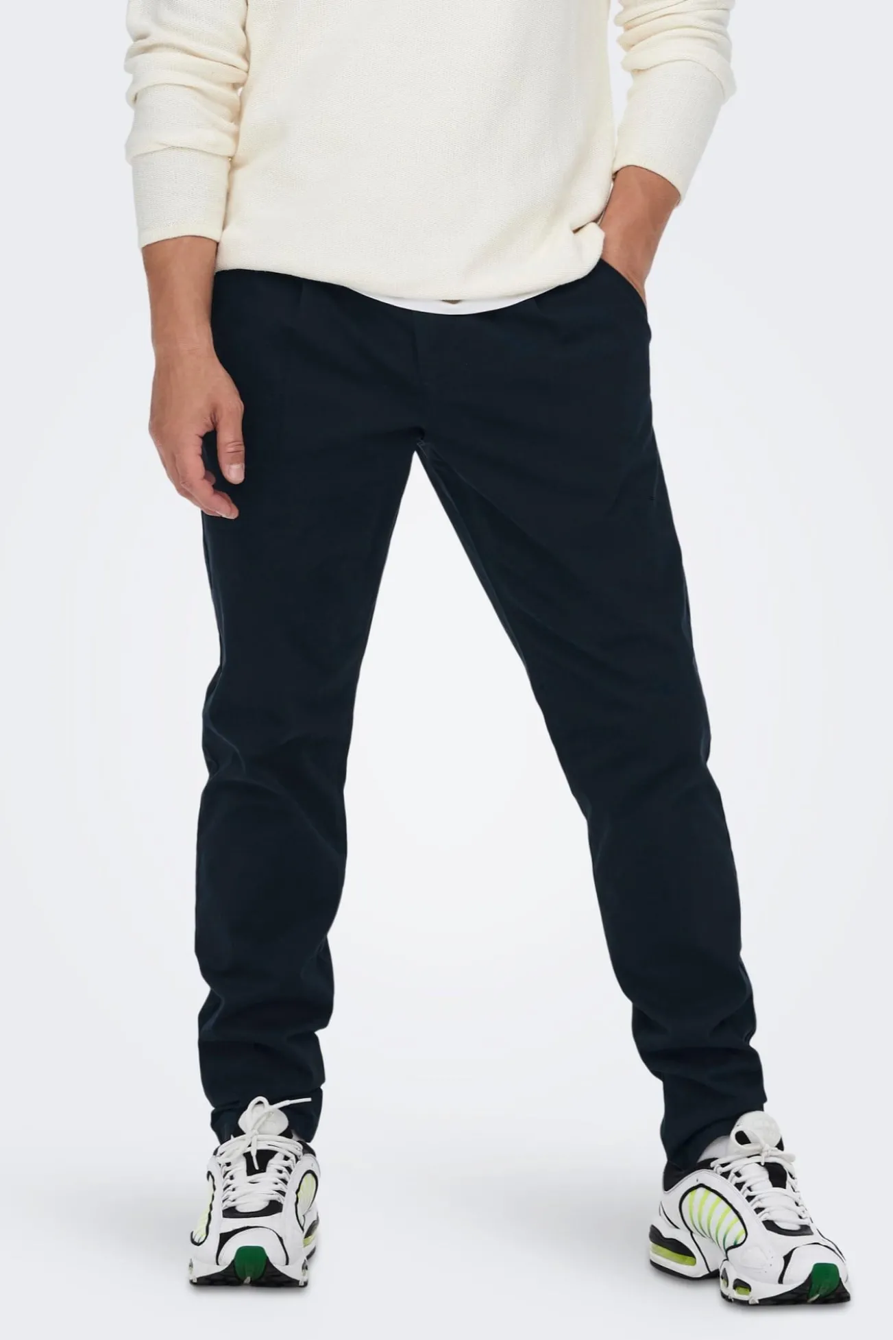 Pantalón chino casual