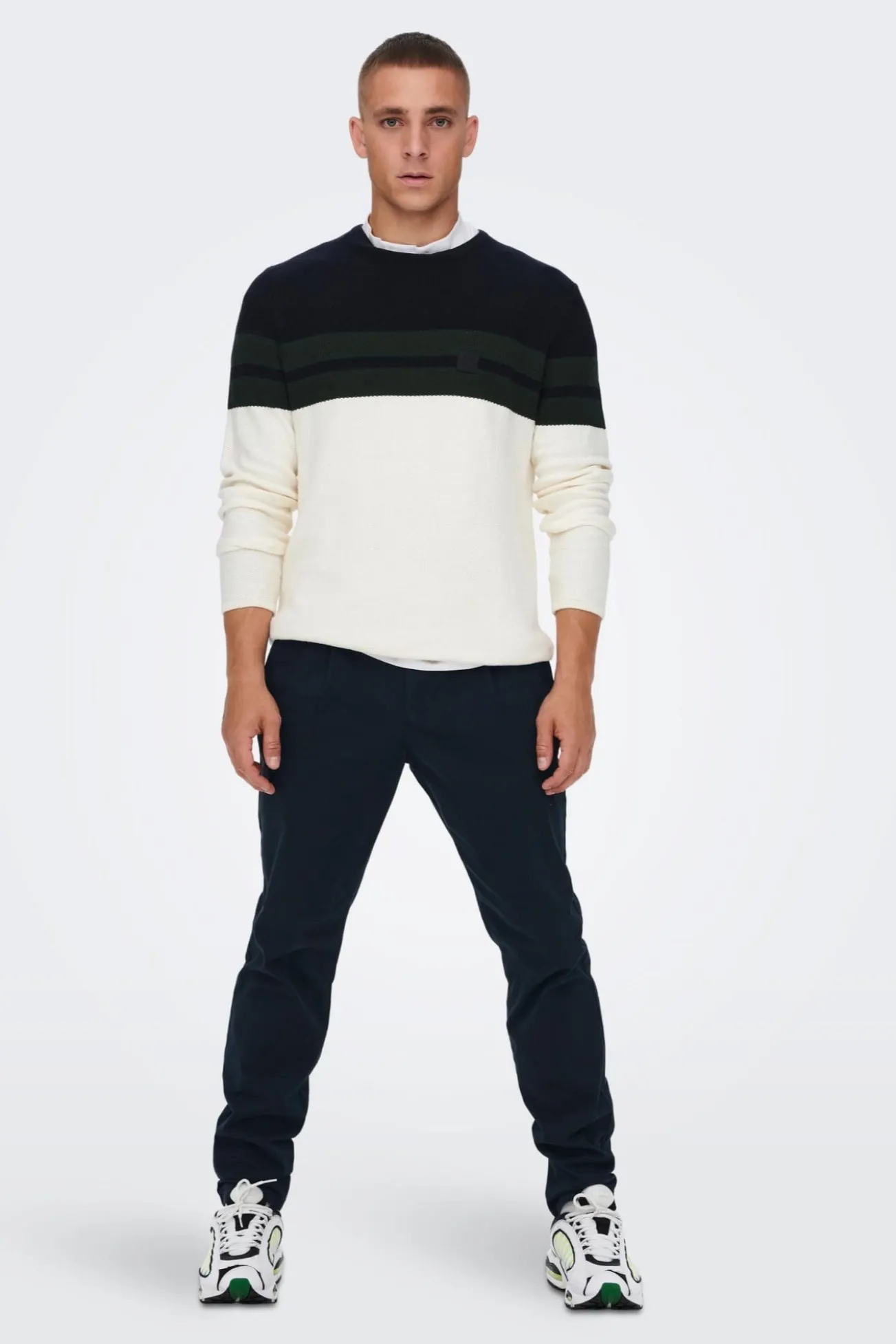 Pantalón chino casual