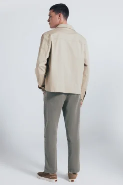 Pantalón chino comfort slim fit