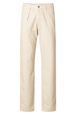 Pantalón chino confeccionado con algodón orgánico y Lyocell Tencel