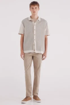 Pantalón chino microestampado slim fit