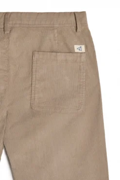 Pantalón chino pana