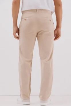 Pantalón chino pana