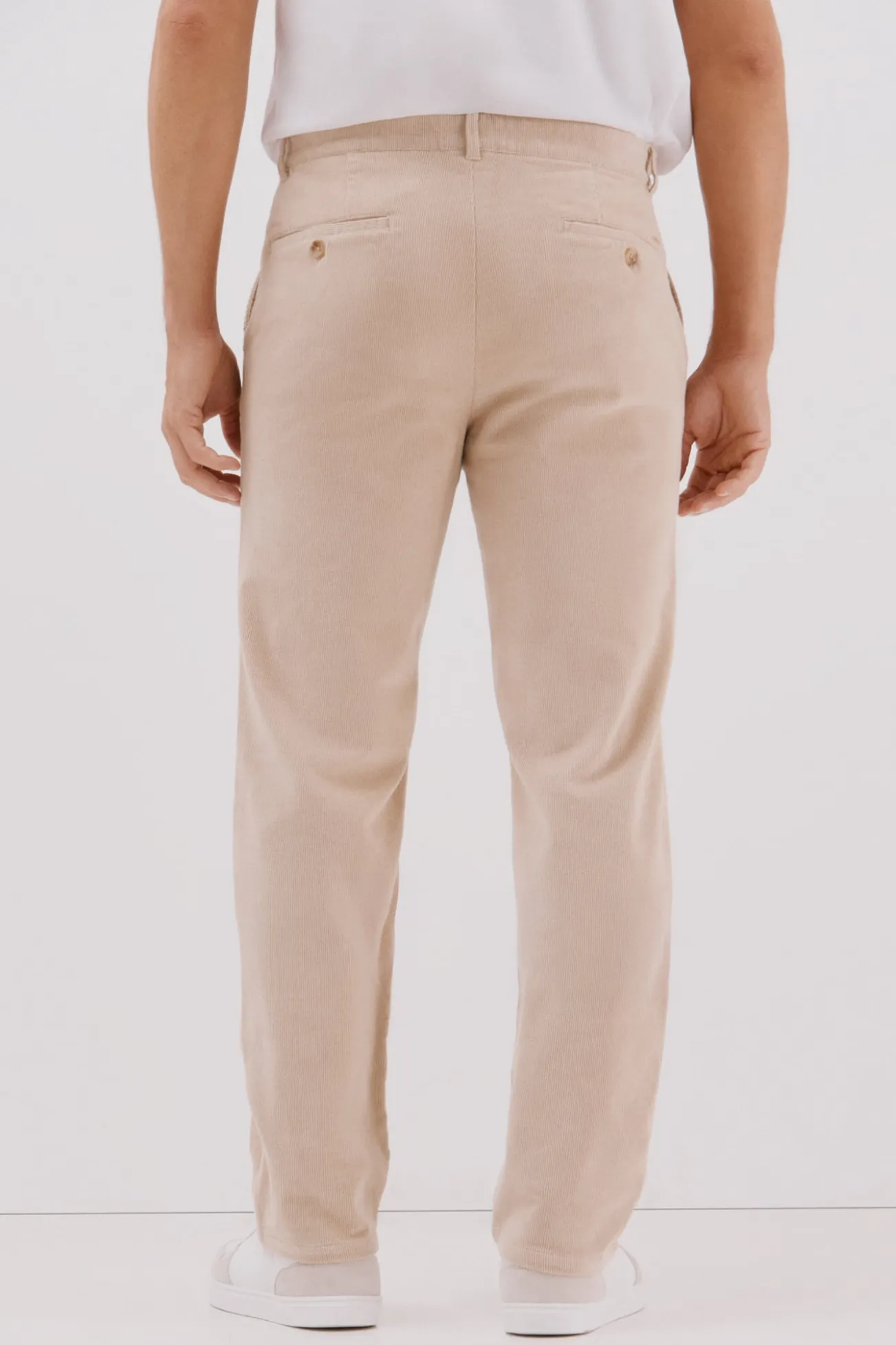 Pantalón chino pana