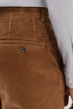 Pantalón chino pana
