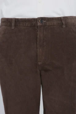 Pantalón chino pana lavada comfort slim fit