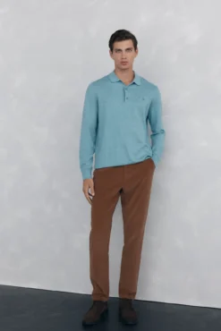 Pantalón chino pana ligera regular fit