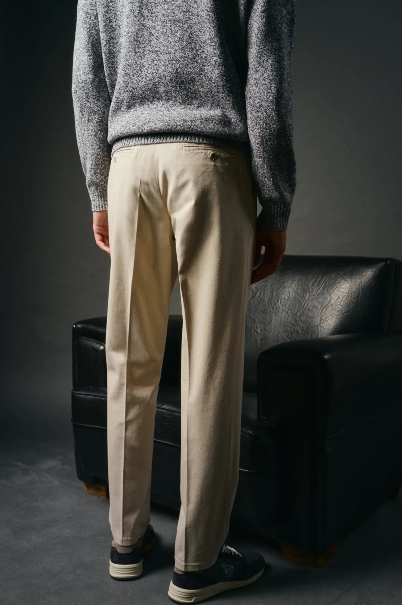 Pantalón chino pinzas