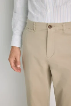 Pantalón chino regular fit