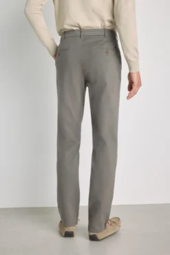 Pantalón chino regular fit