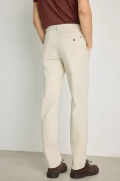 Pantalón chino regular fit