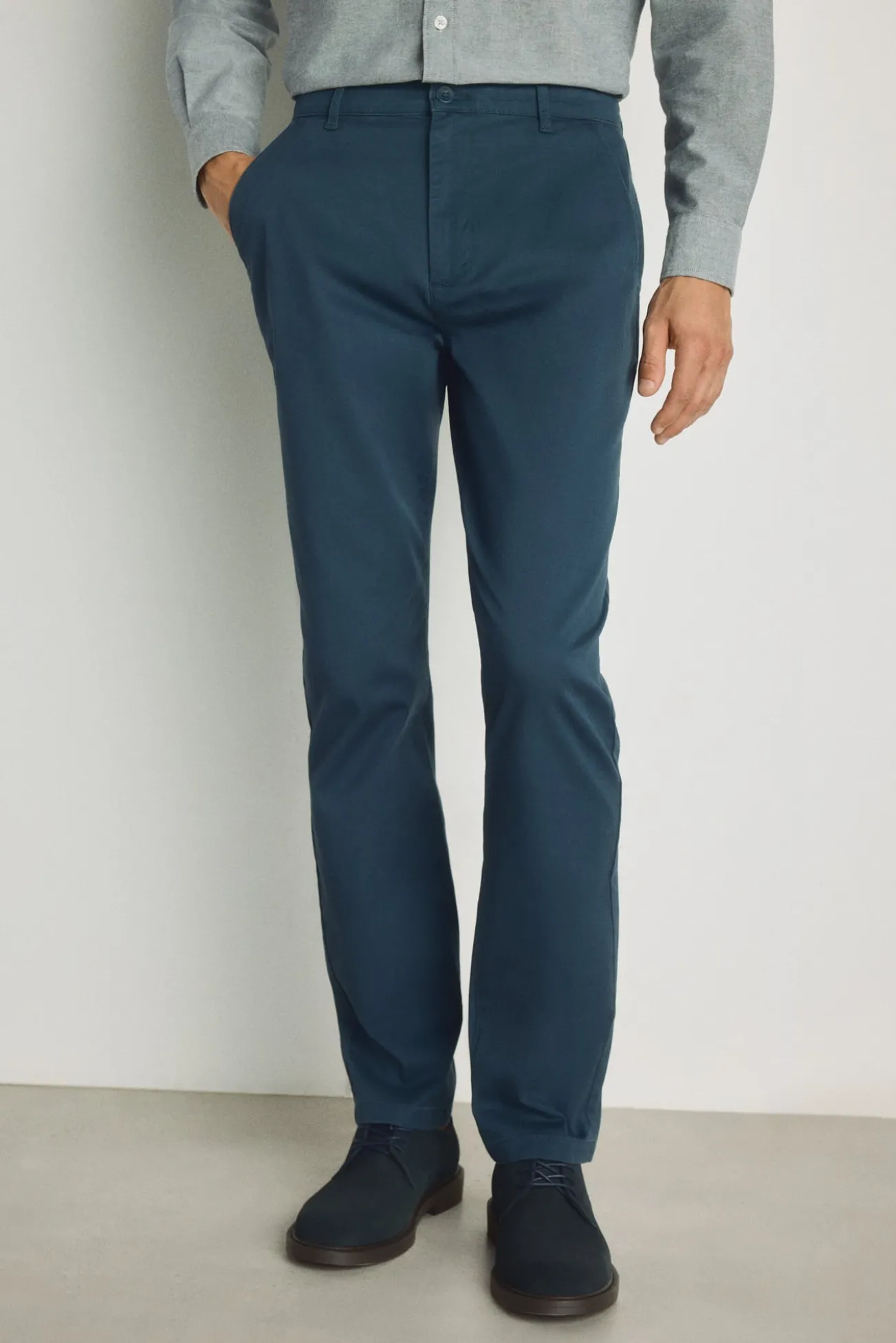Pantalón chino regular fit