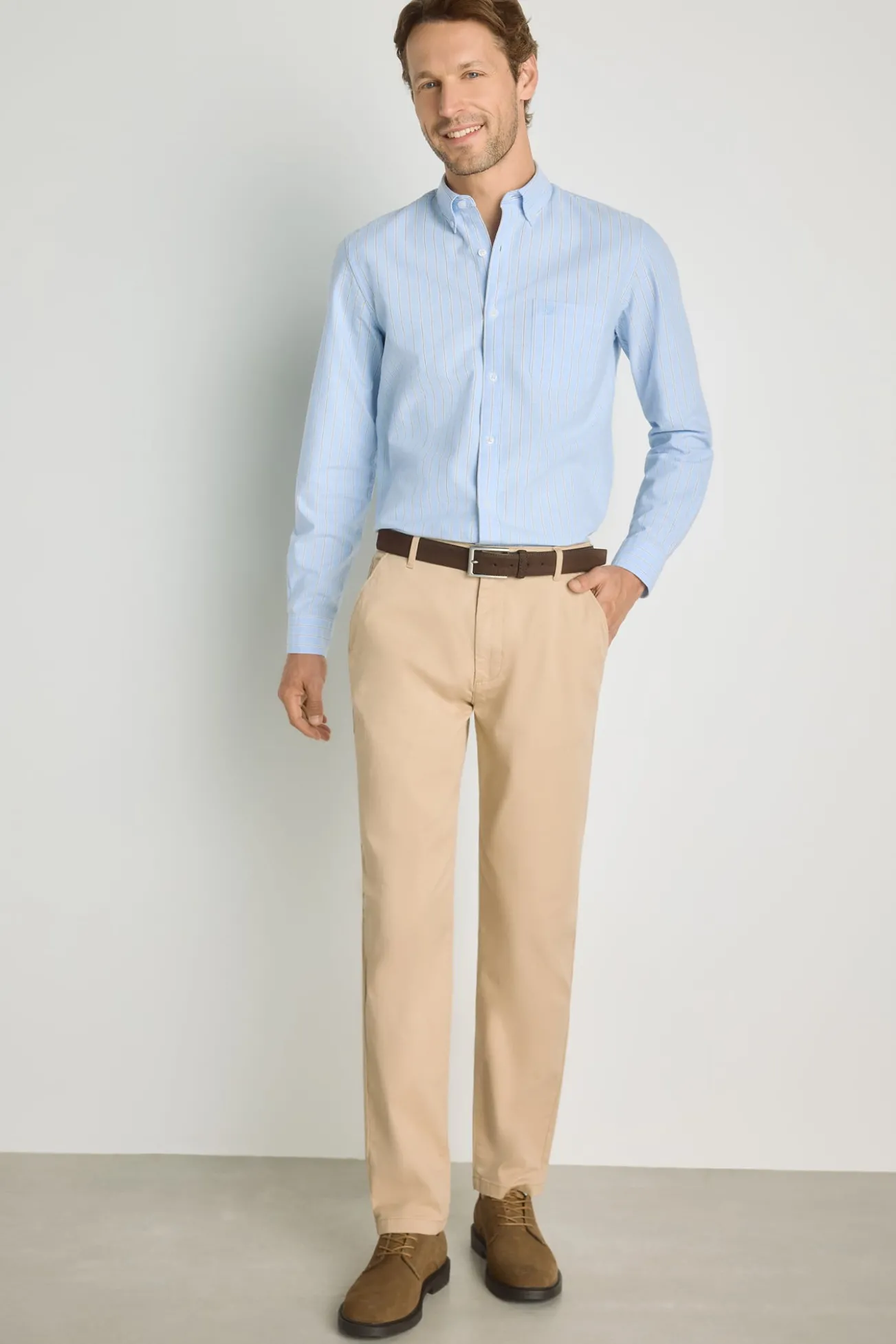 Pantalón chino regular fit