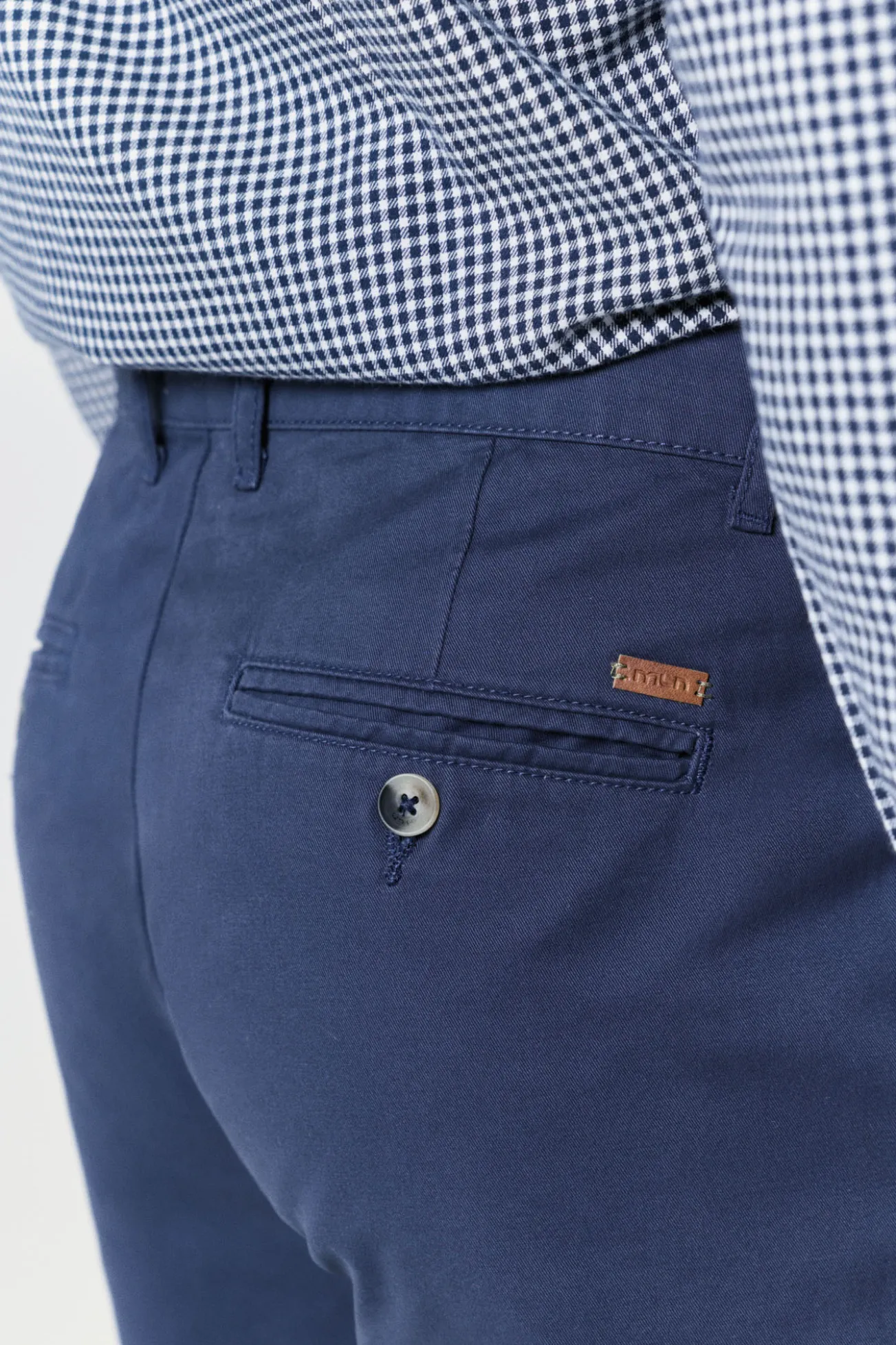 Pantalón chino regular fit