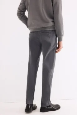 Pantalón chino regular fit