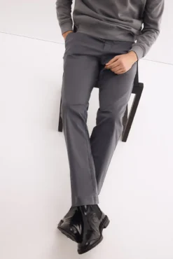Pantalón chino regular fit