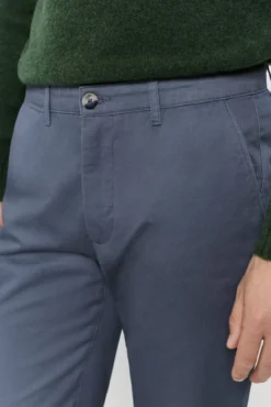 Pantalón chino regular fit