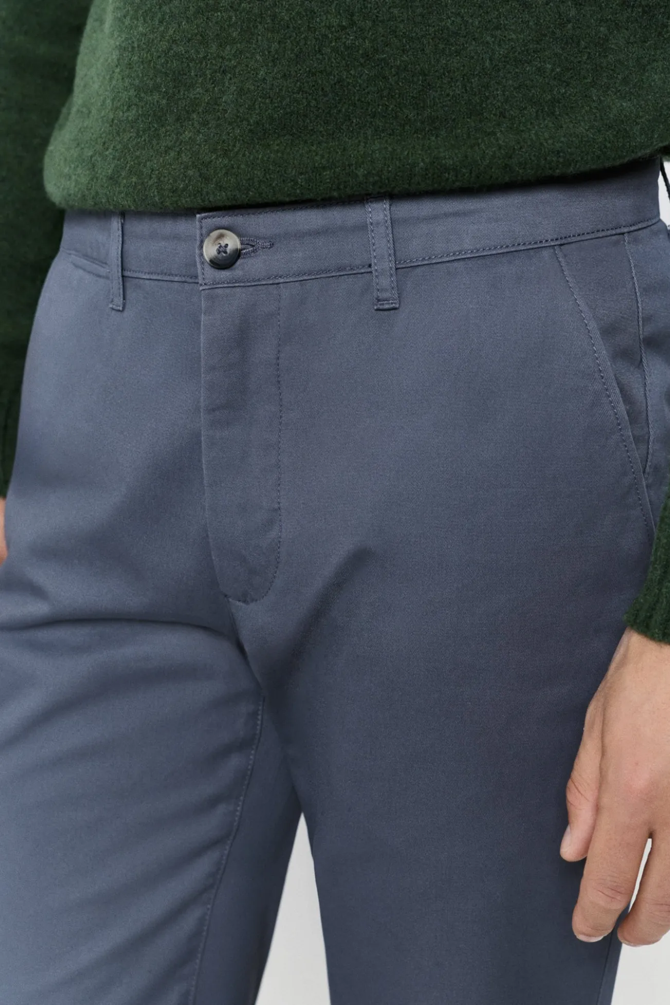 Pantalón chino regular fit