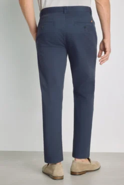 Pantalón chino slim
