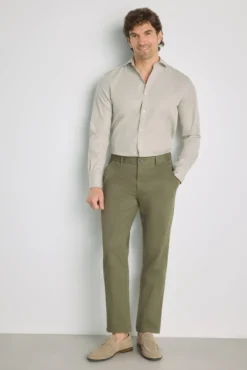 Pantalón chino slim
