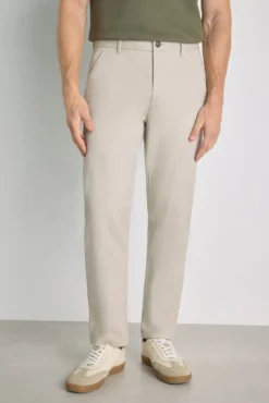 Pantalón chino slim