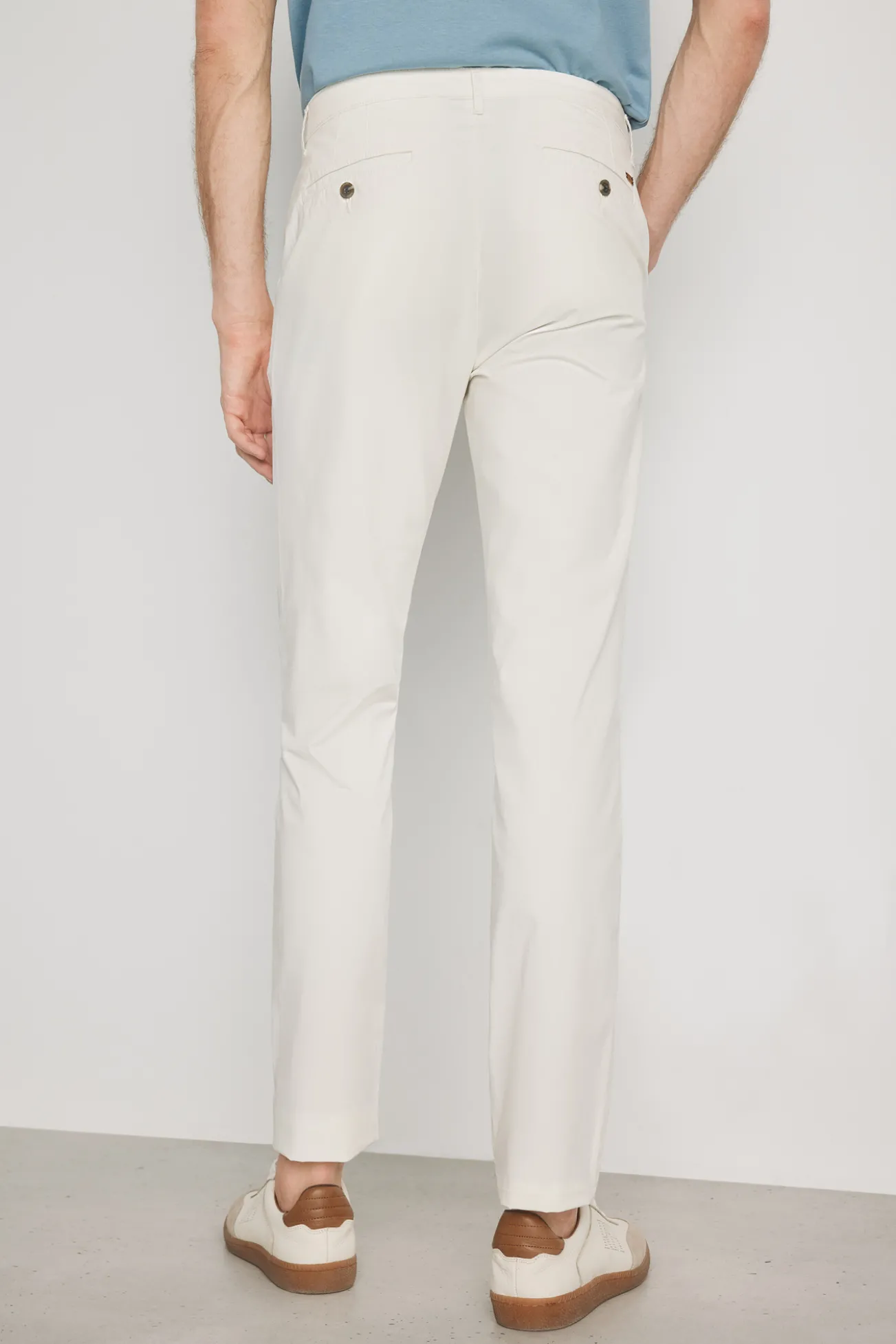 Pantalón chino slim