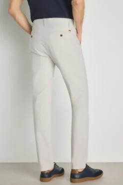 Pantalón chino slim